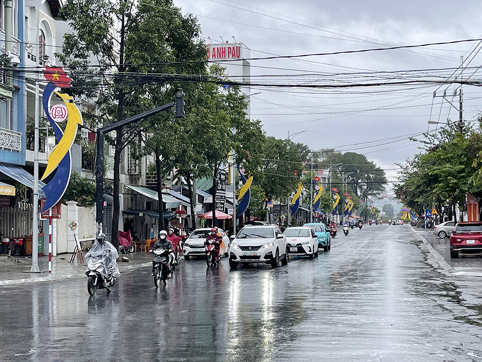 Theo dõi và kịp thời ứng phó với cơn bão số 6