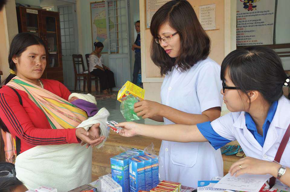 Tăng quyền năng, tạo cơ hội cho phụ nữ và trẻ em gái