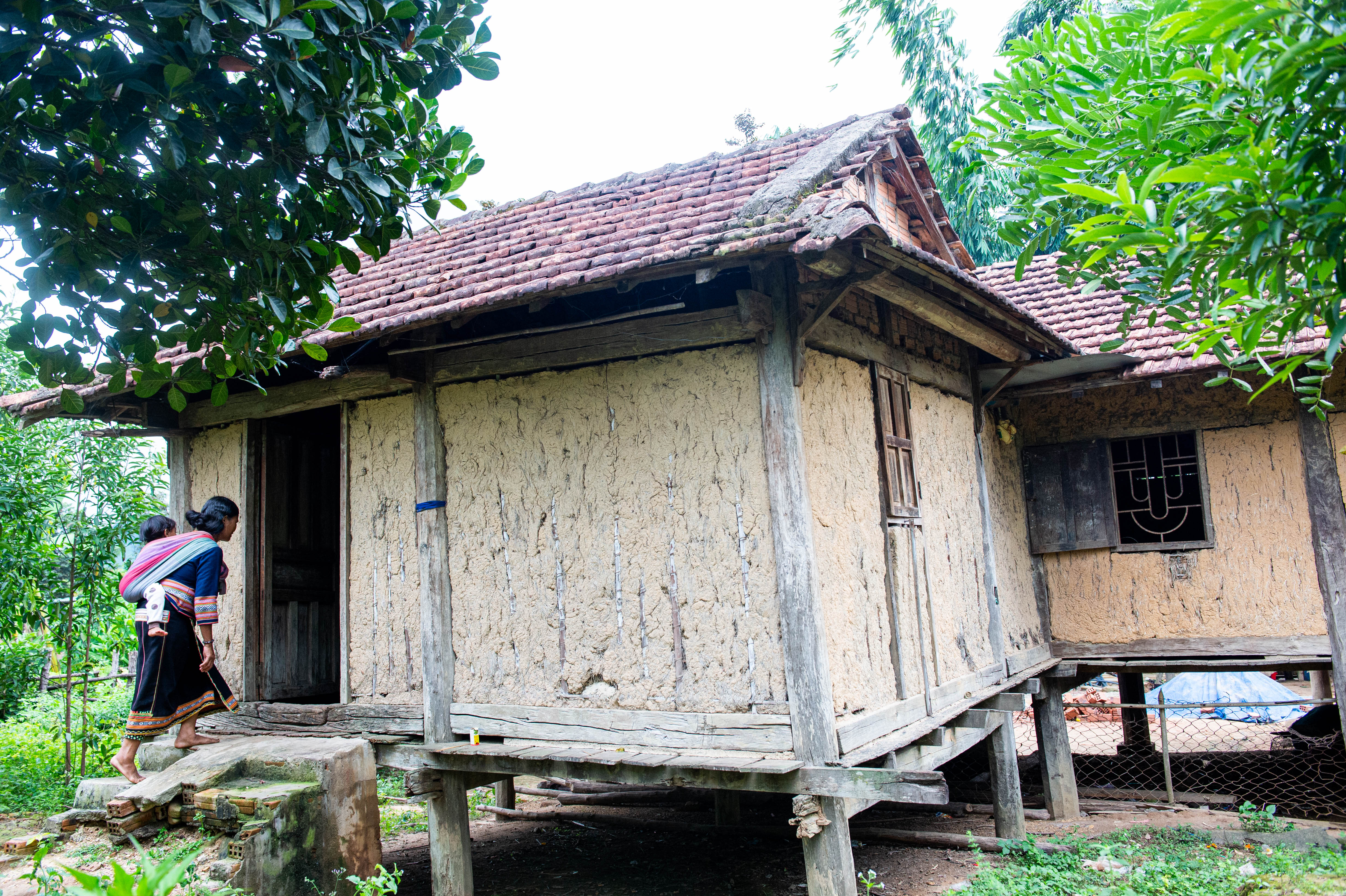 Nhà sàn truyền thống ở làng Kleng